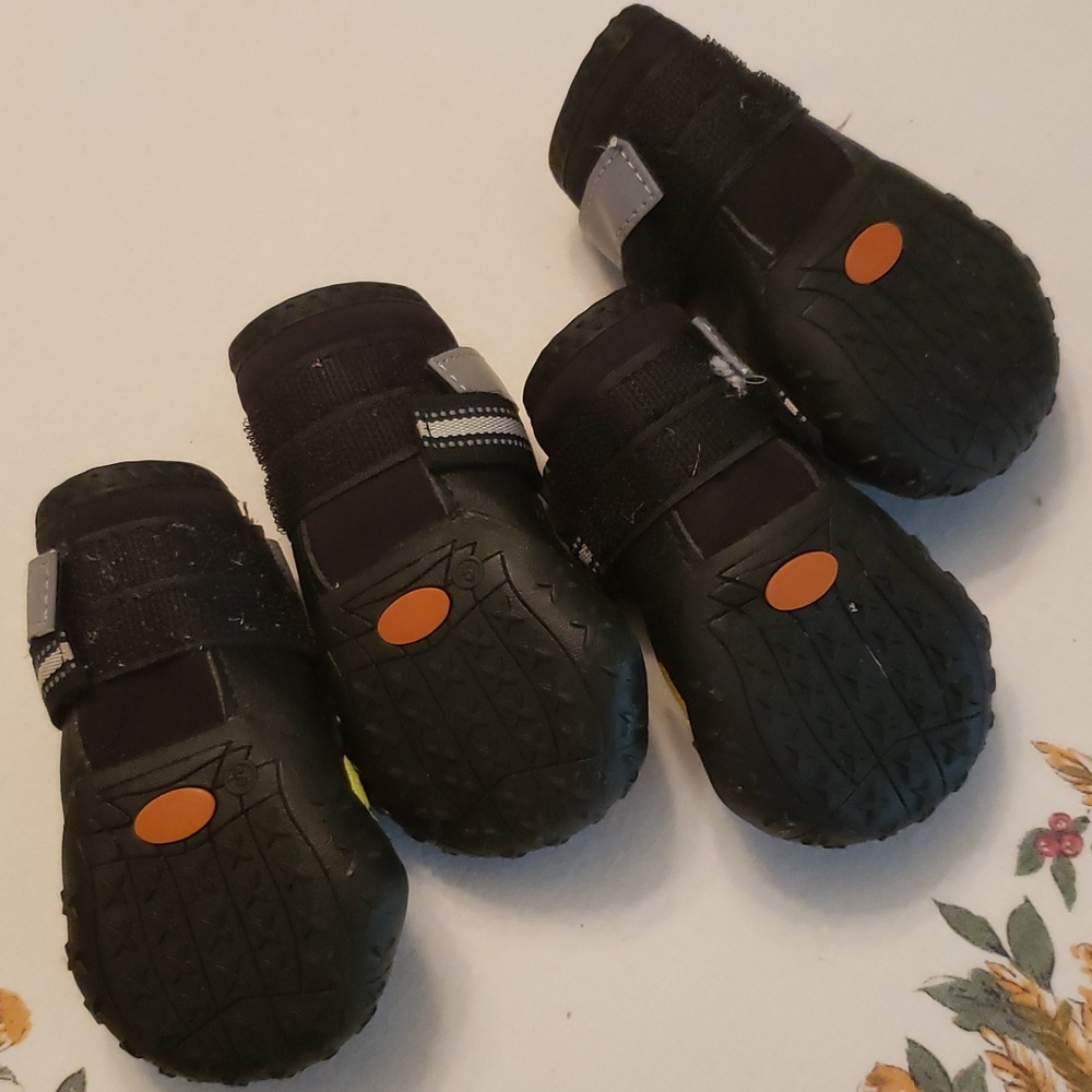 DOG BOOTIES - Picture 2 of 5